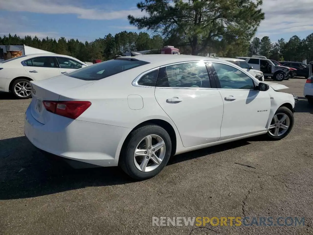 3 Photograph of a damaged car 1G1ZC5ST1NF139666 CHEVROLET MALIBU 2022