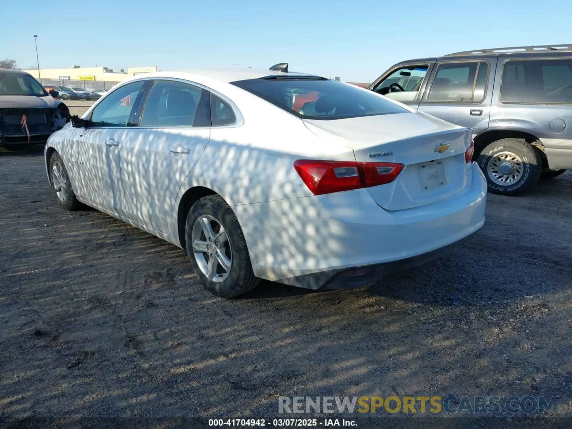 3 Photograph of a damaged car 1G1ZC5ST1NF186521 CHEVROLET MALIBU 2022