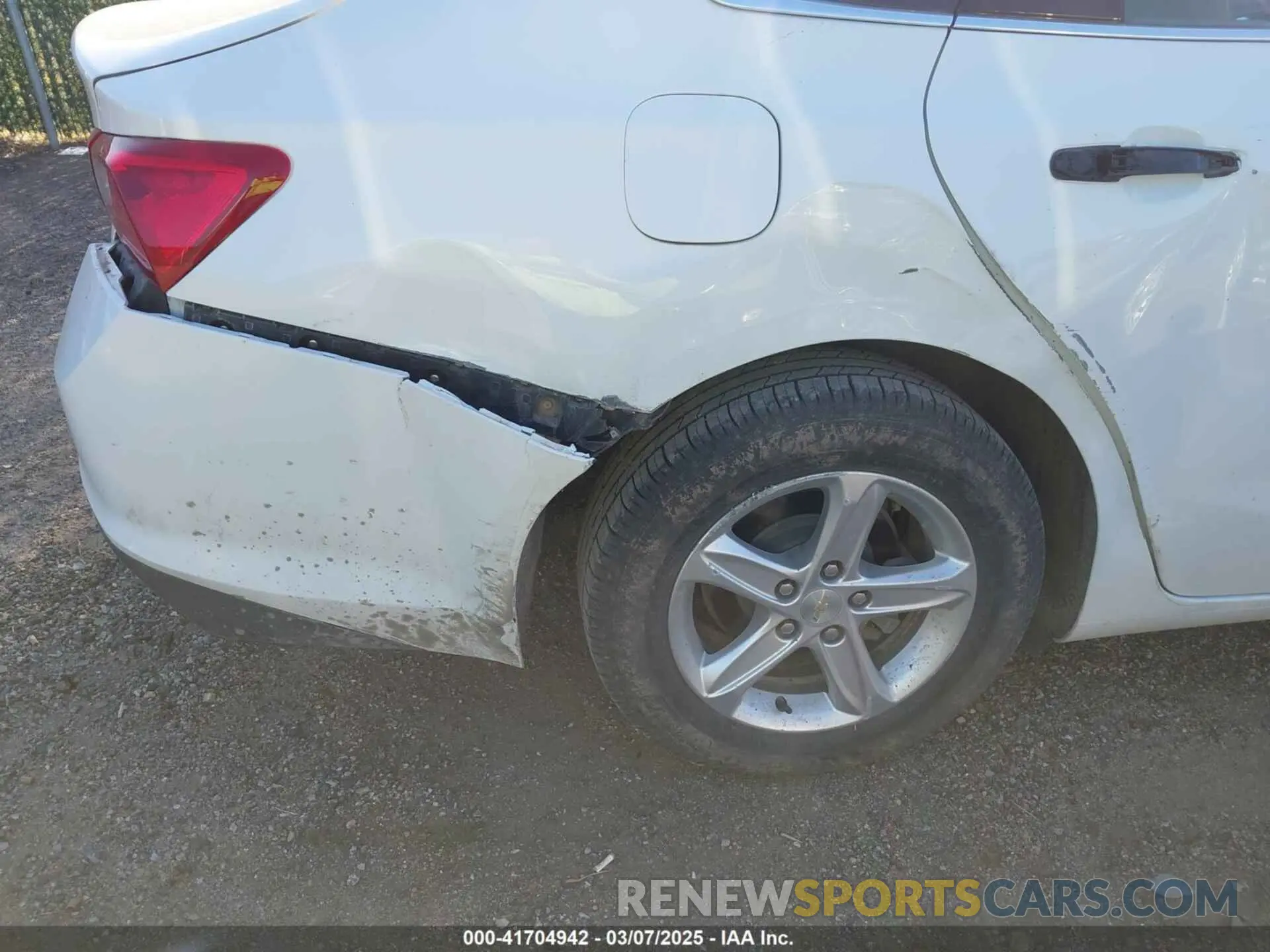 6 Photograph of a damaged car 1G1ZC5ST1NF186521 CHEVROLET MALIBU 2022