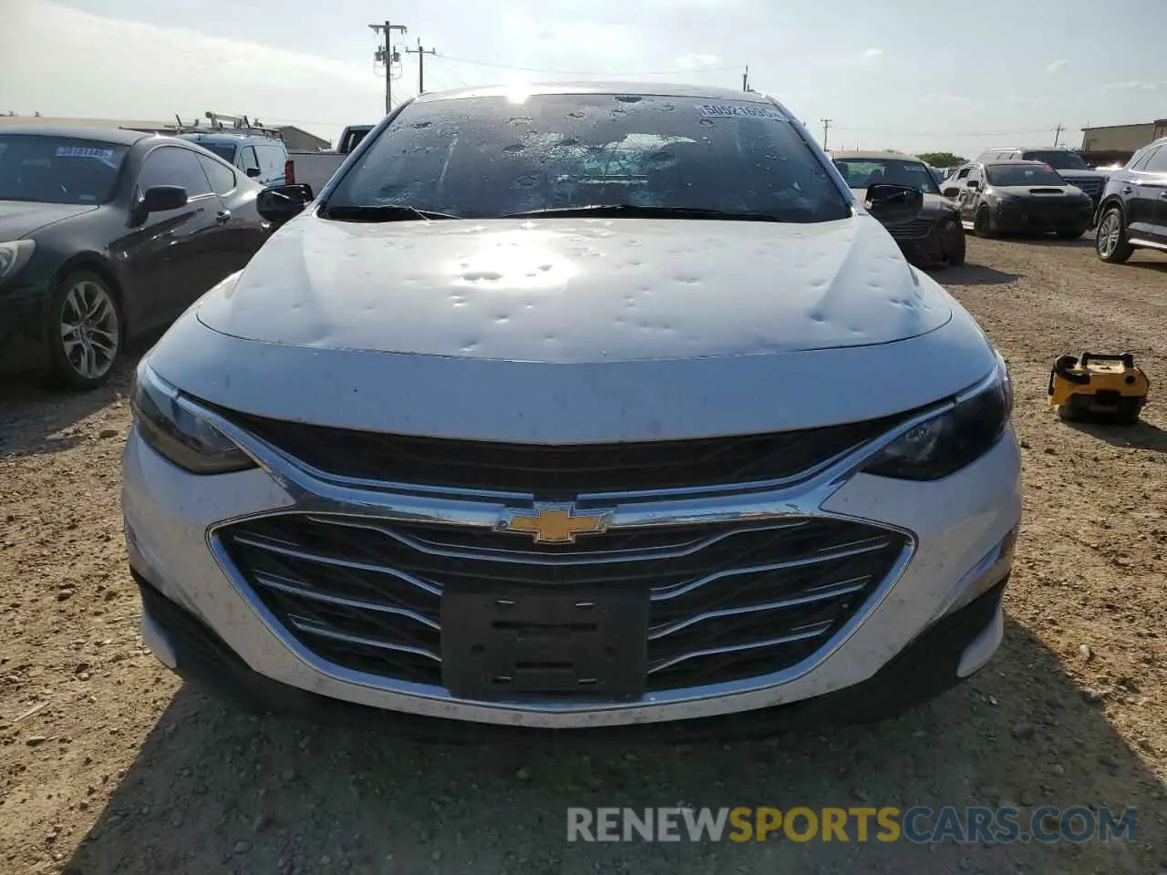 5 Photograph of a damaged car 1G1ZC5ST3NF186181 CHEVROLET MALIBU 2022