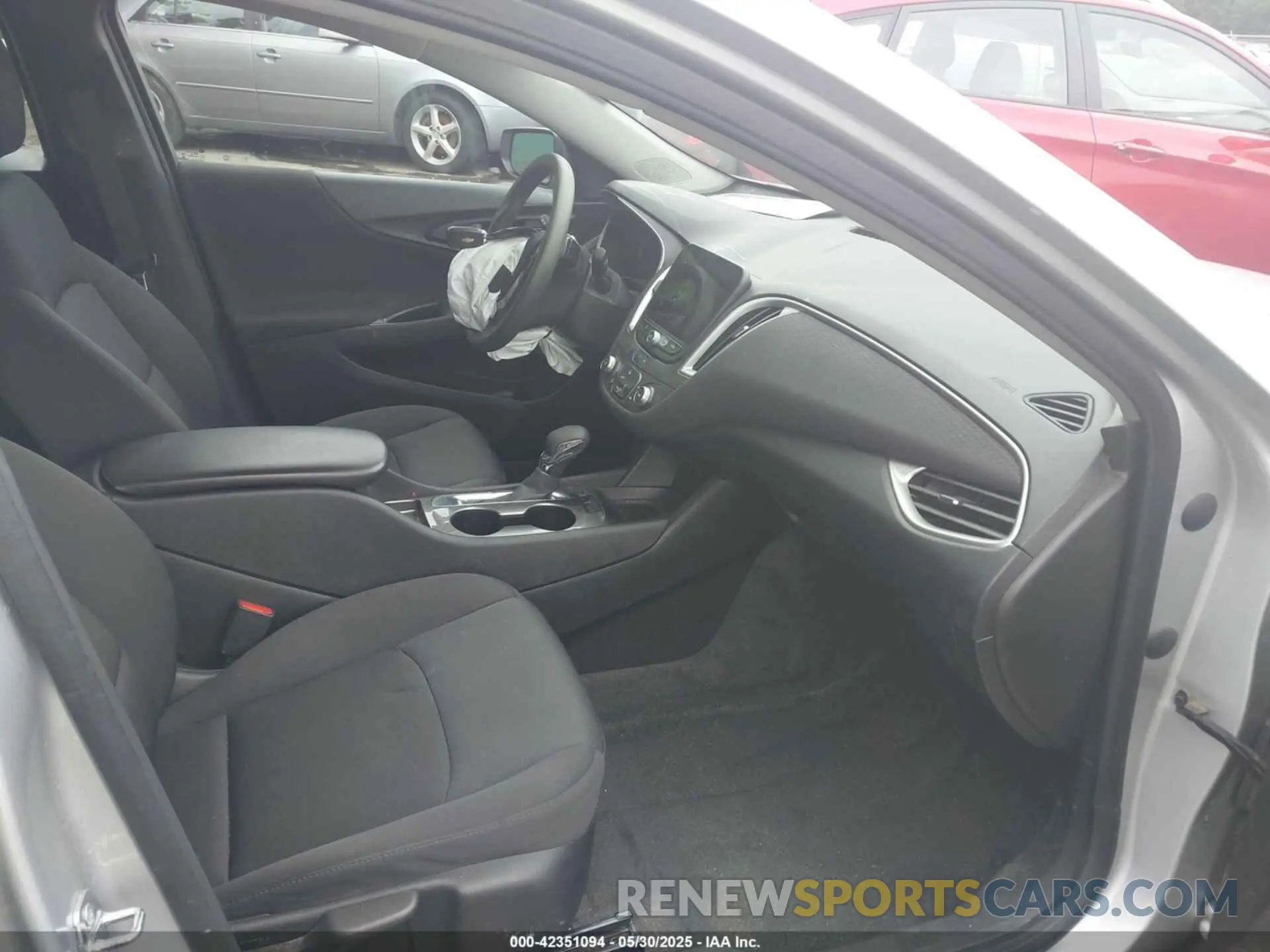 5 Photograph of a damaged car 1G1ZC5ST4NF148507 CHEVROLET MALIBU 2022