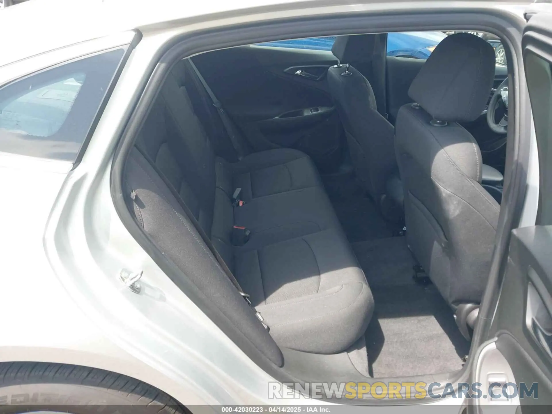 8 Photograph of a damaged car 1G1ZC5STXNF147474 CHEVROLET MALIBU 2022
