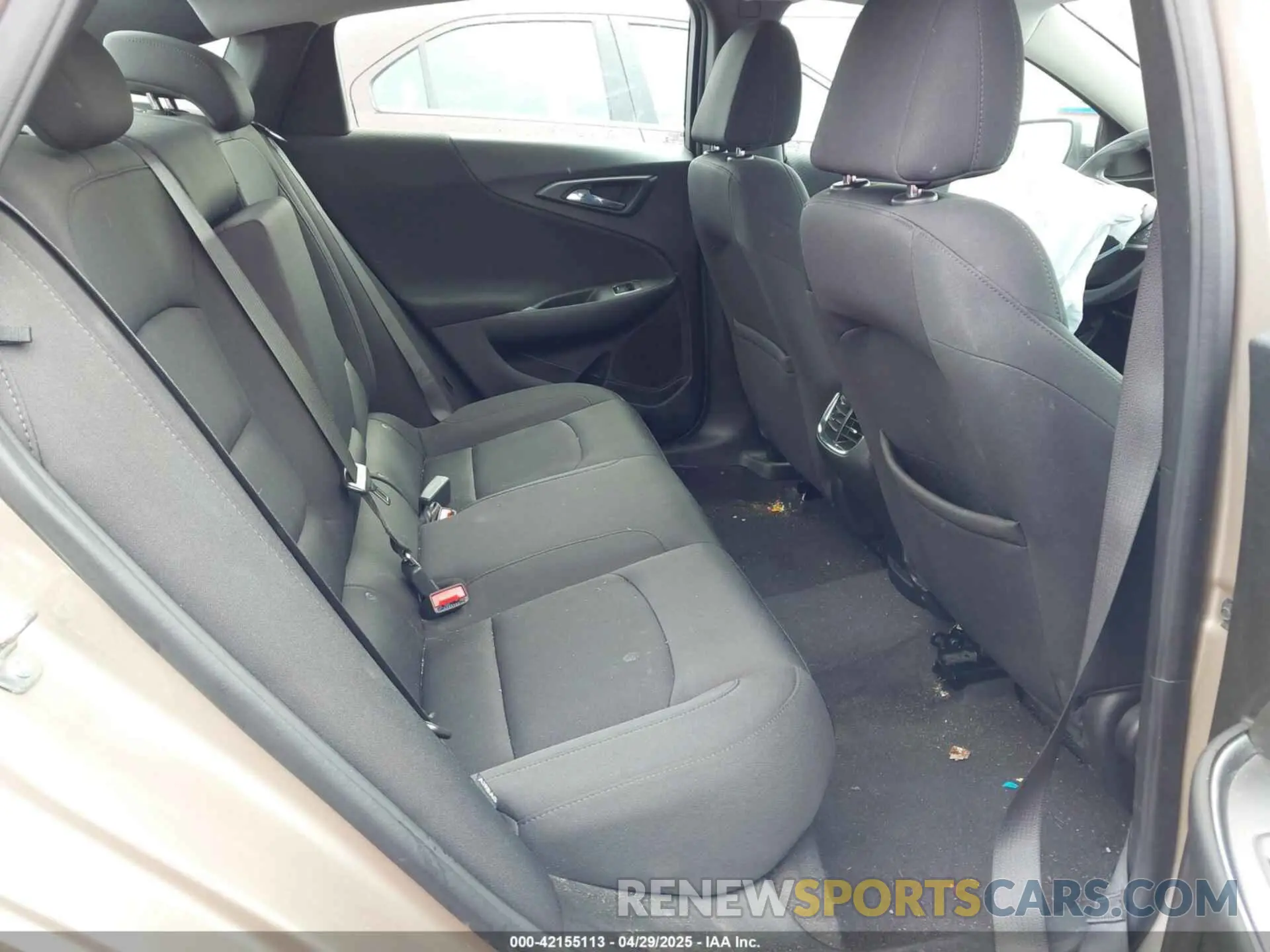 8 Photograph of a damaged car 1G1ZD5ST0NF122841 CHEVROLET MALIBU 2022