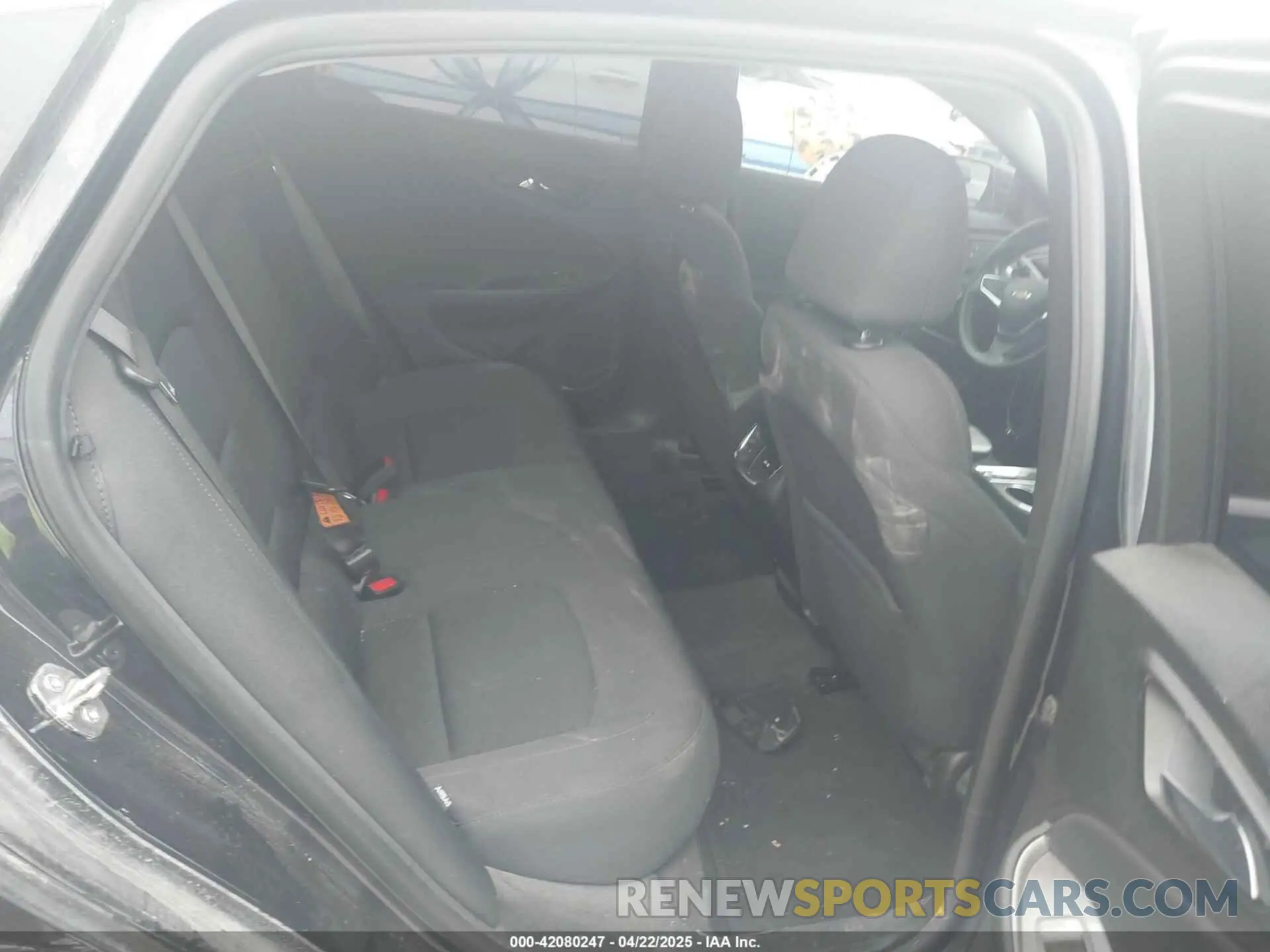 8 Photograph of a damaged car 1G1ZD5ST0NF128123 CHEVROLET MALIBU 2022