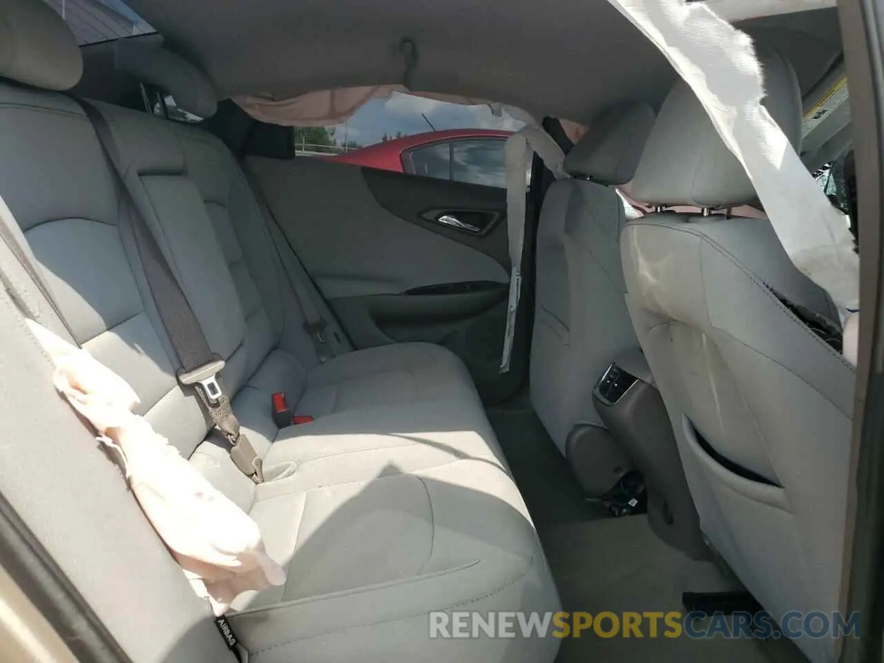 10 Photograph of a damaged car 1G1ZD5ST0NF137758 CHEVROLET MALIBU 2022
