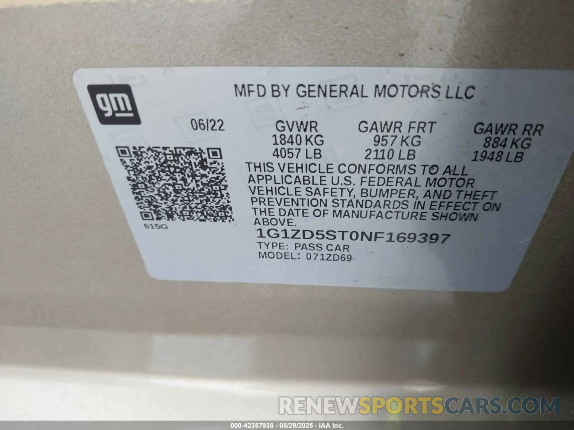 9 Photograph of a damaged car 1G1ZD5ST0NF169397 CHEVROLET MALIBU 2022