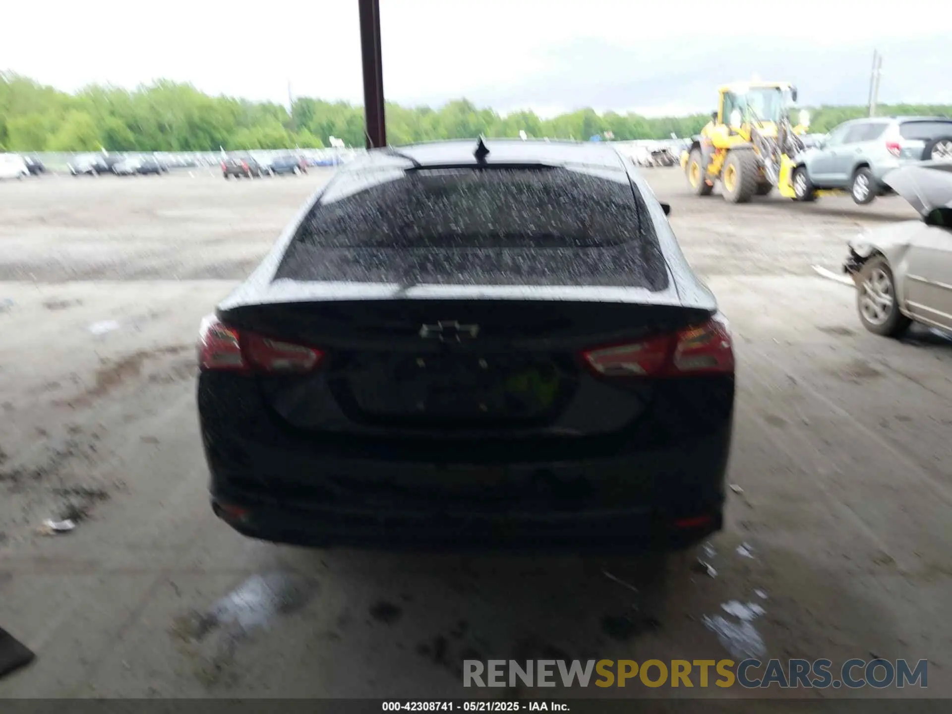17 Photograph of a damaged car 1G1ZD5ST0NF207081 CHEVROLET MALIBU 2022