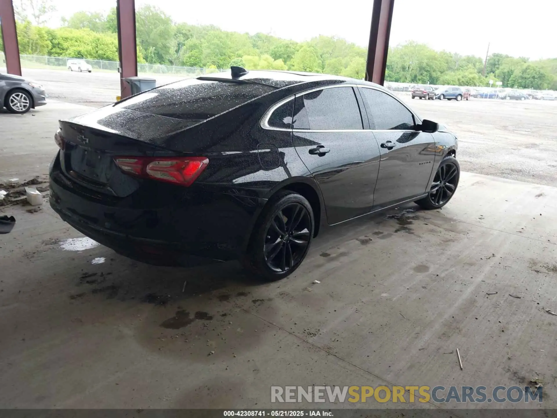 4 Photograph of a damaged car 1G1ZD5ST0NF207081 CHEVROLET MALIBU 2022