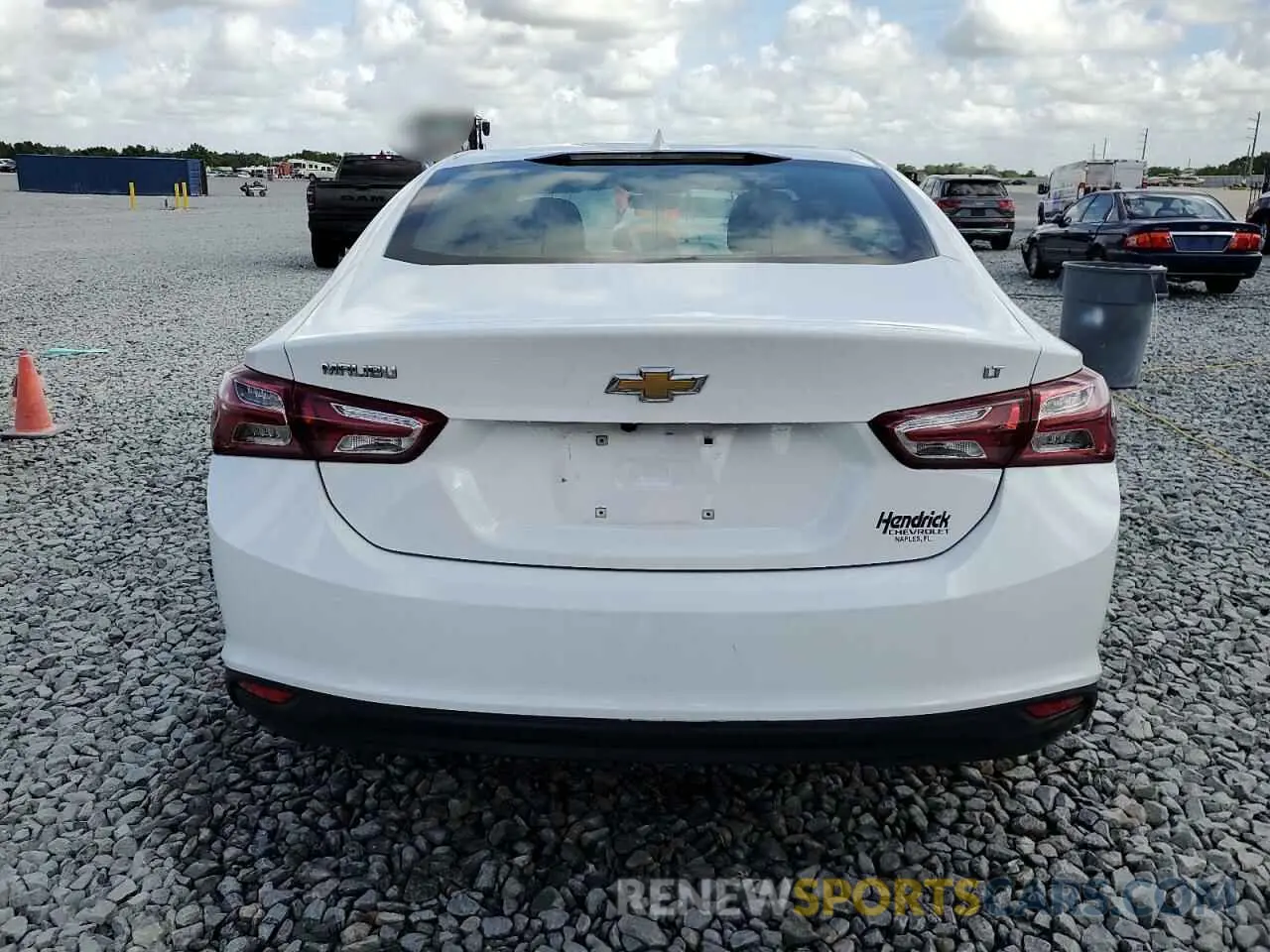 6 Photograph of a damaged car 1G1ZD5ST1NF124064 CHEVROLET MALIBU 2022