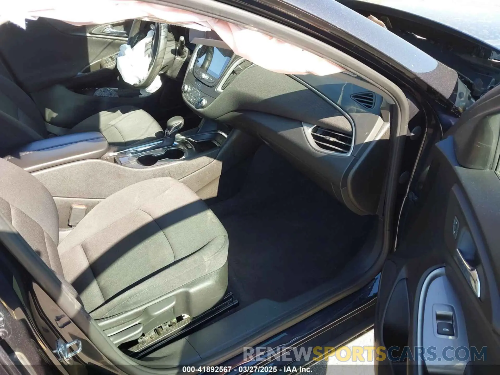 5 Photograph of a damaged car 1G1ZD5ST1NF128891 CHEVROLET MALIBU 2022