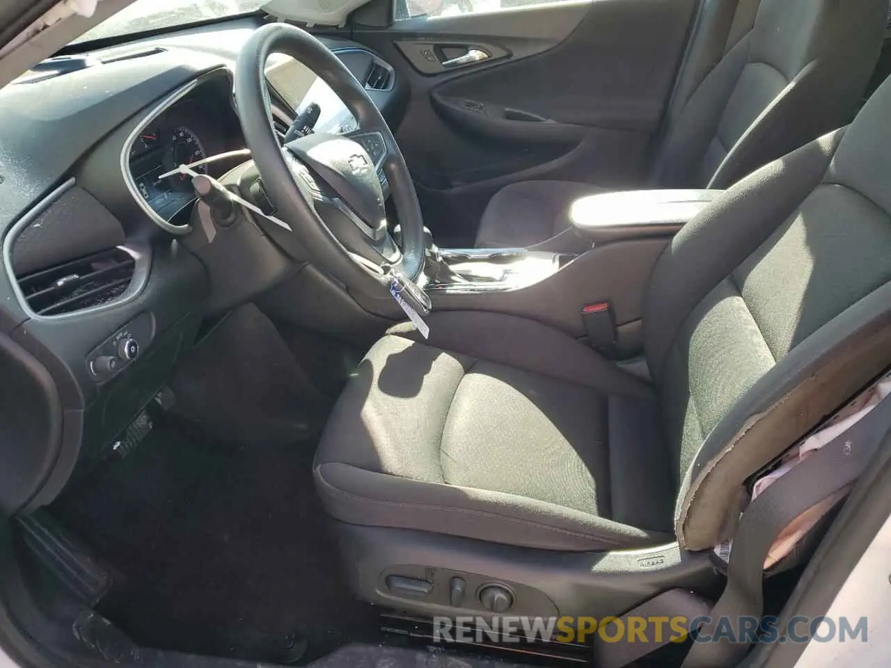 7 Photograph of a damaged car 1G1ZD5ST1NF145089 CHEVROLET MALIBU 2022