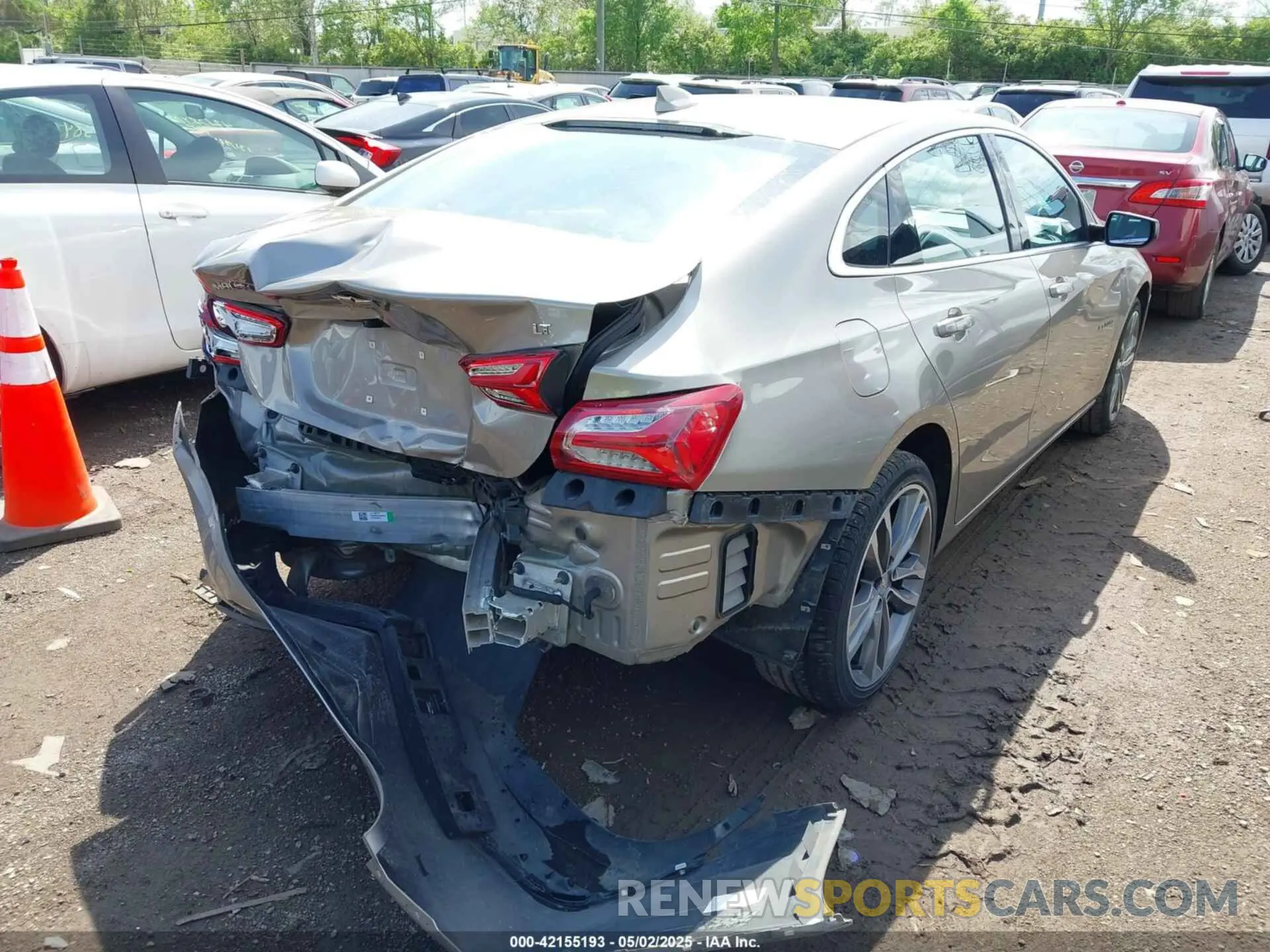 4 Photograph of a damaged car 1G1ZD5ST1NF163494 CHEVROLET MALIBU 2022