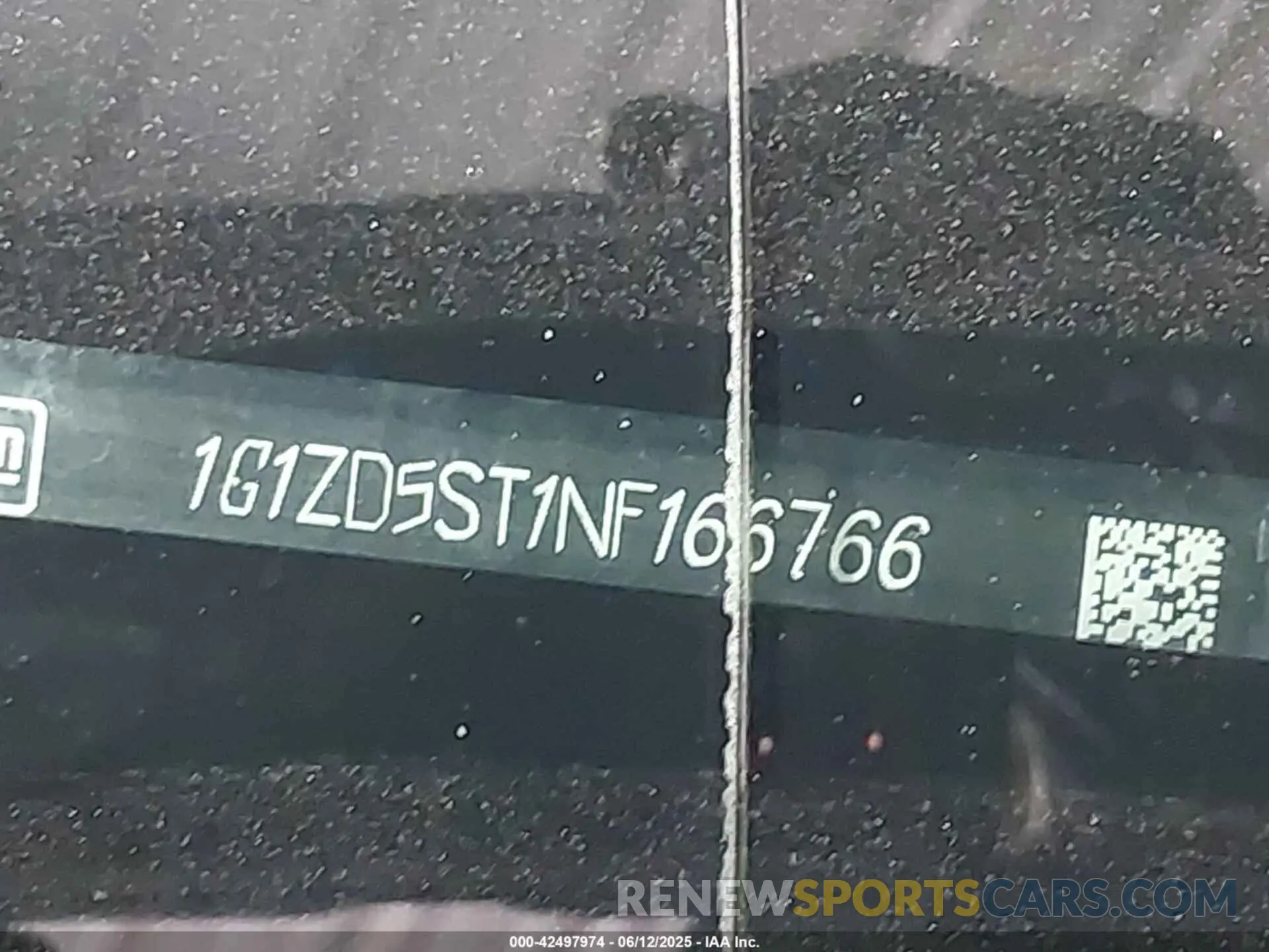 9 Photograph of a damaged car 1G1ZD5ST1NF166766 CHEVROLET MALIBU 2022