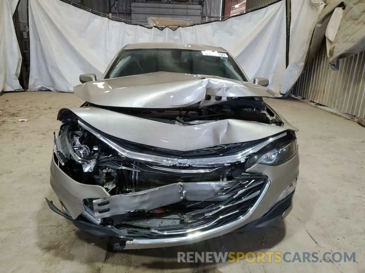 5 Photograph of a damaged car 1G1ZD5ST1NF179582 CHEVROLET MALIBU 2022