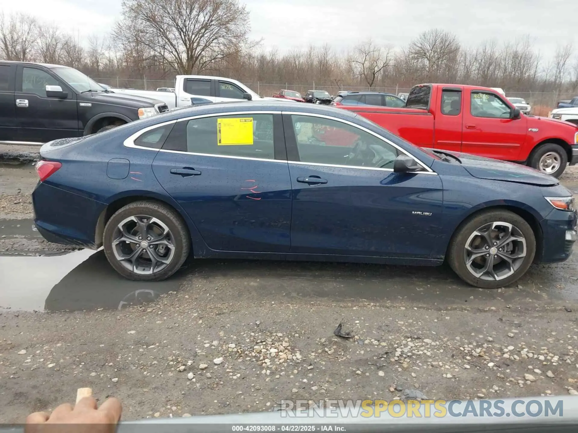 13 Photograph of a damaged car 1G1ZD5ST1NF180800 CHEVROLET MALIBU 2022