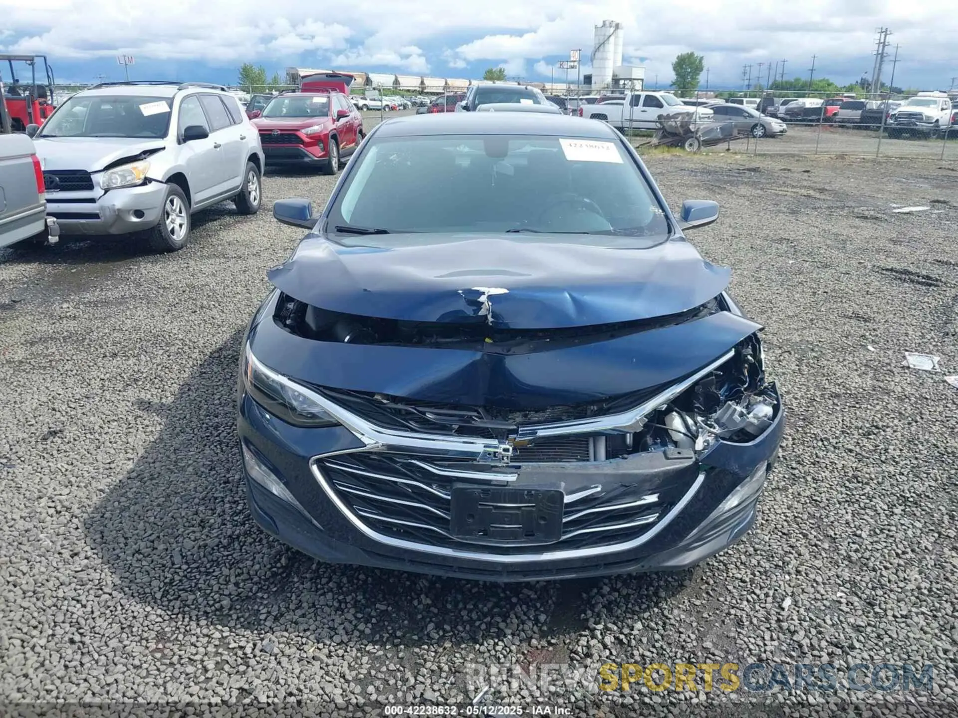 12 Photograph of a damaged car 1G1ZD5ST1NF182594 CHEVROLET MALIBU 2022