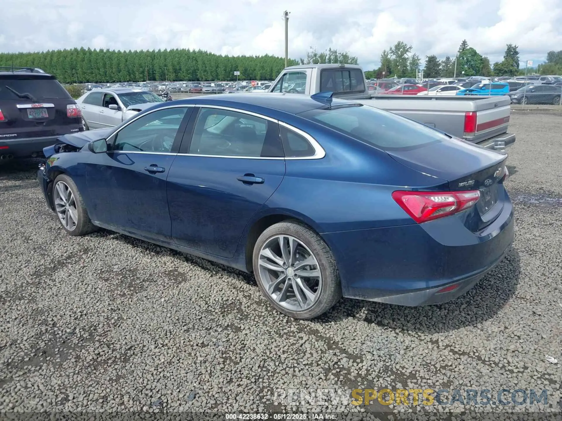 3 Photograph of a damaged car 1G1ZD5ST1NF182594 CHEVROLET MALIBU 2022