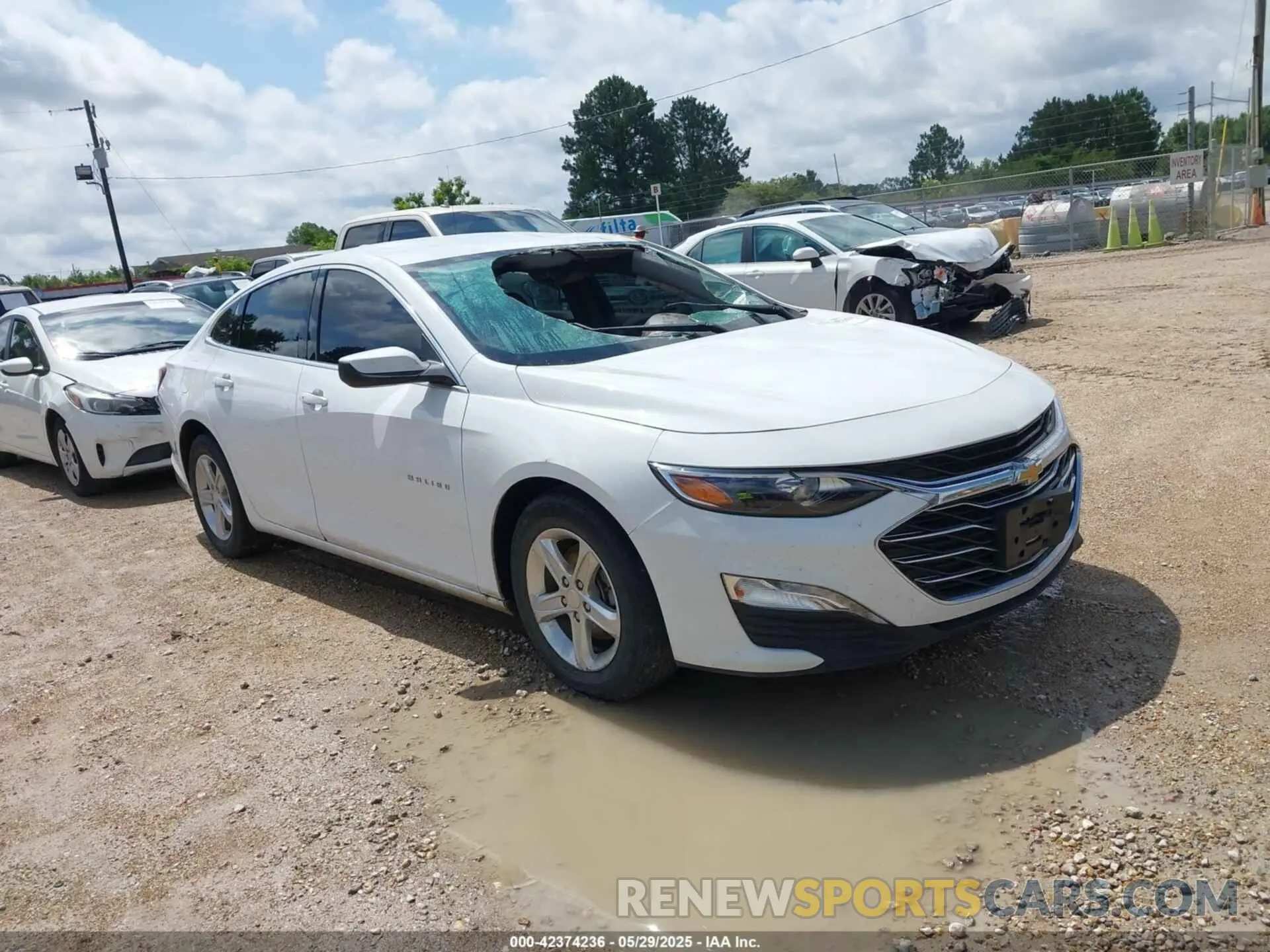 1 Photograph of a damaged car 1G1ZD5ST1NF184328 CHEVROLET MALIBU 2022