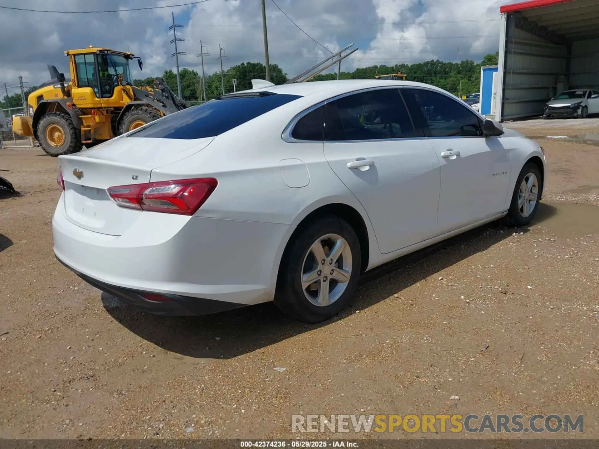 4 Photograph of a damaged car 1G1ZD5ST1NF184328 CHEVROLET MALIBU 2022
