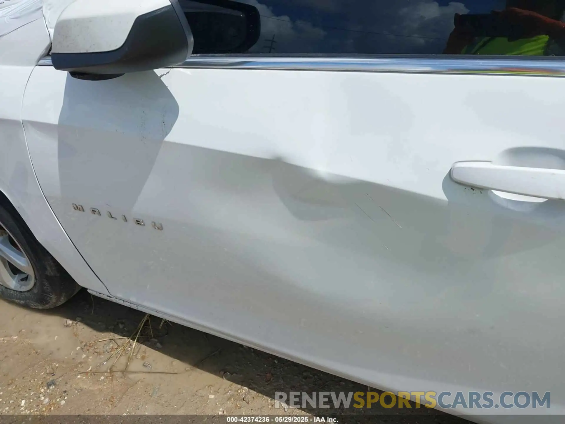 6 Photograph of a damaged car 1G1ZD5ST1NF184328 CHEVROLET MALIBU 2022