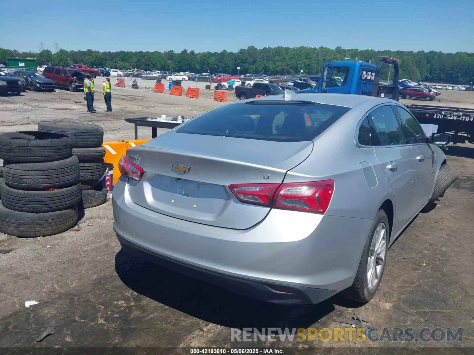 4 Photograph of a damaged car 1G1ZD5ST2NF107189 CHEVROLET MALIBU 2022