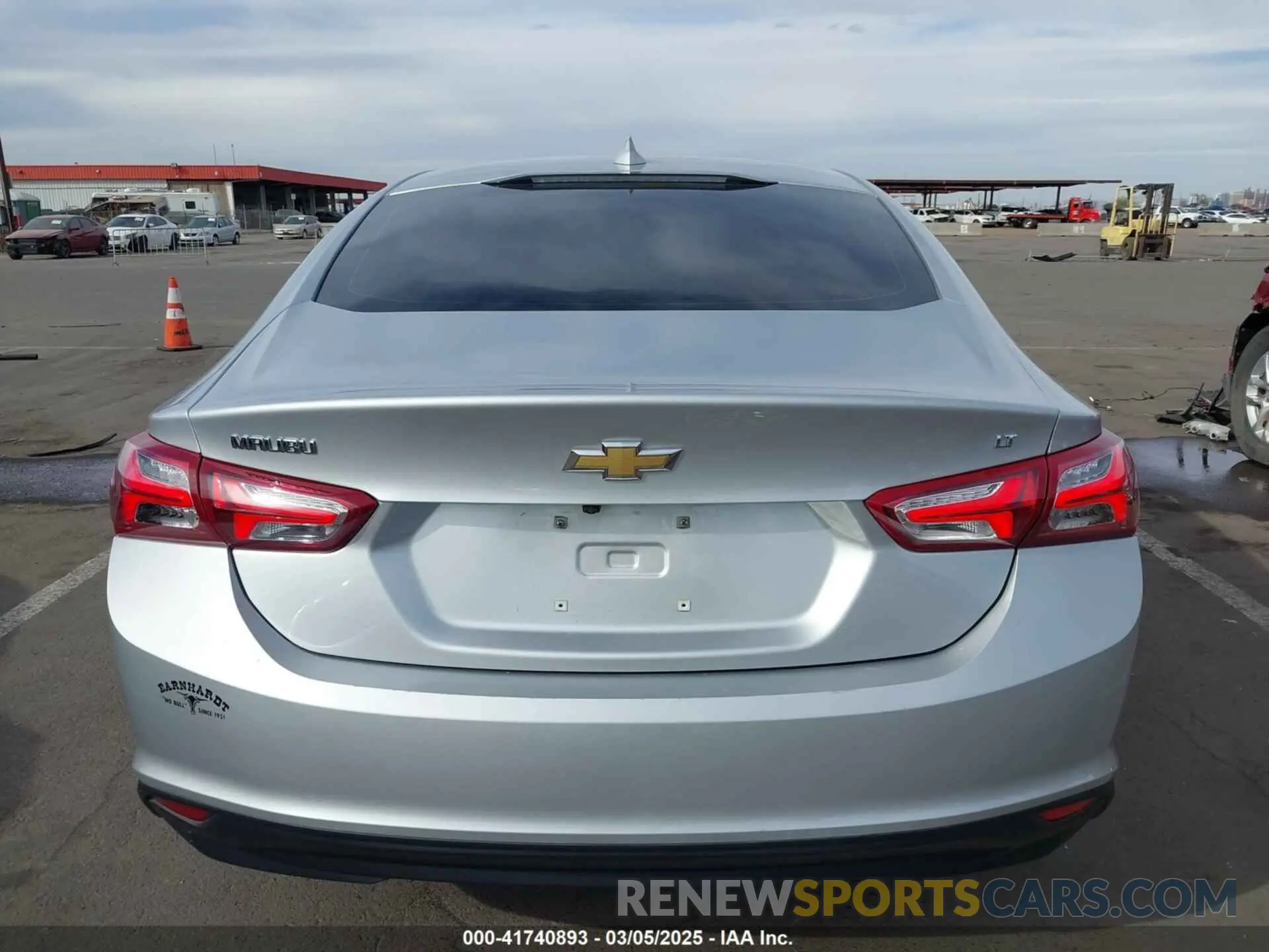 17 Photograph of a damaged car 1G1ZD5ST2NF110447 CHEVROLET MALIBU 2022