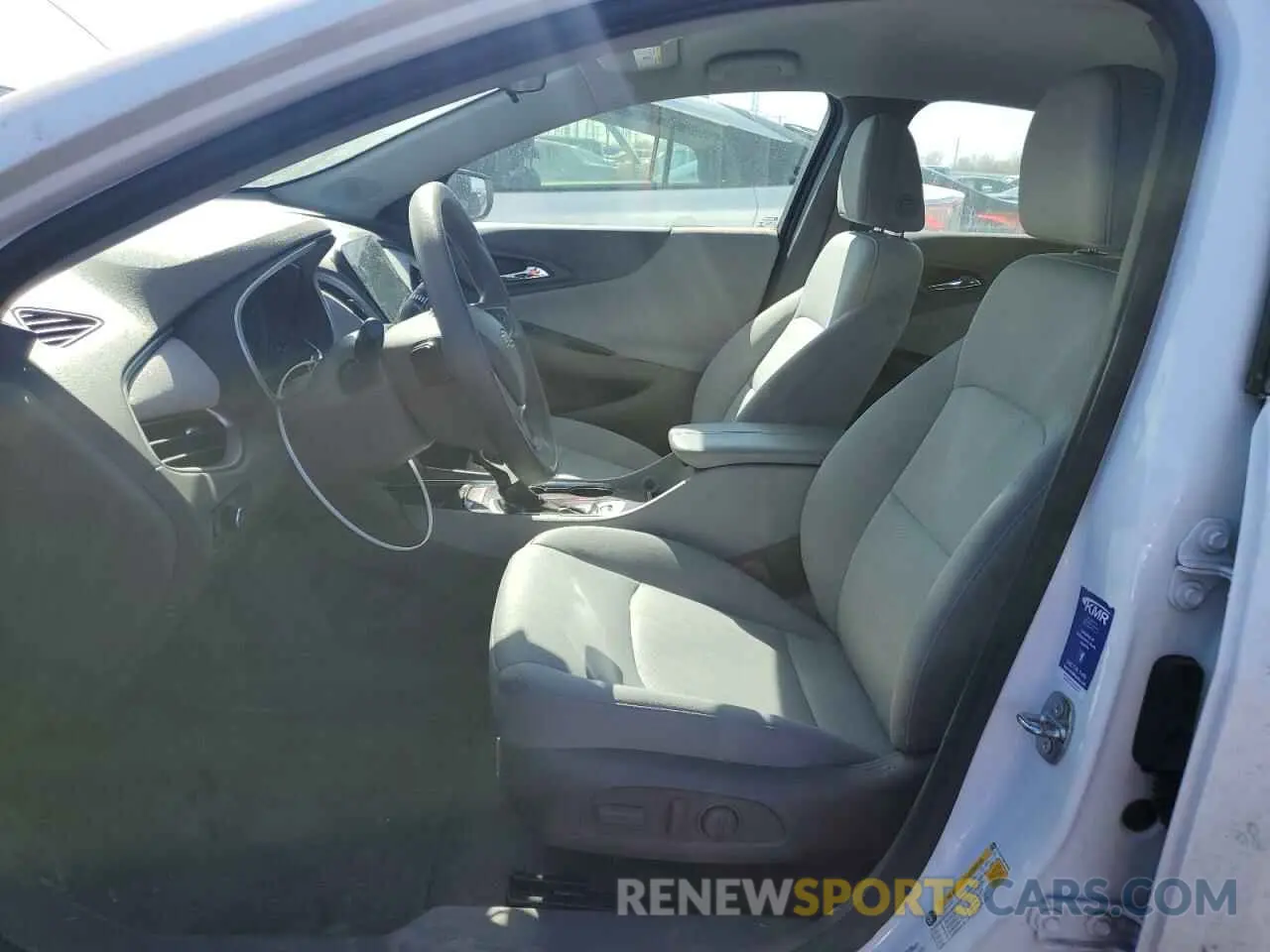 7 Photograph of a damaged car 1G1ZD5ST2NF125496 CHEVROLET MALIBU 2022