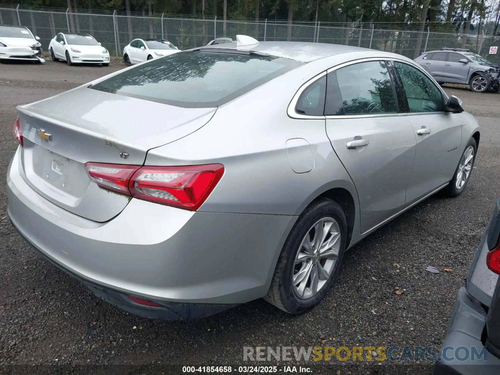 4 Photograph of a damaged car 1G1ZD5ST2NF127149 CHEVROLET MALIBU 2022