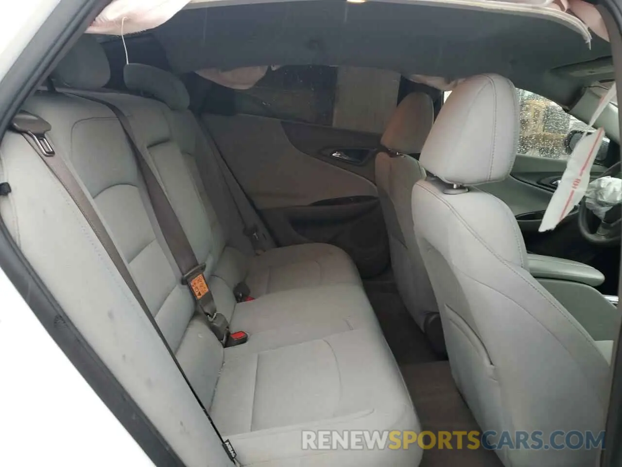 10 Photograph of a damaged car 1G1ZD5ST2NF128074 CHEVROLET MALIBU 2022
