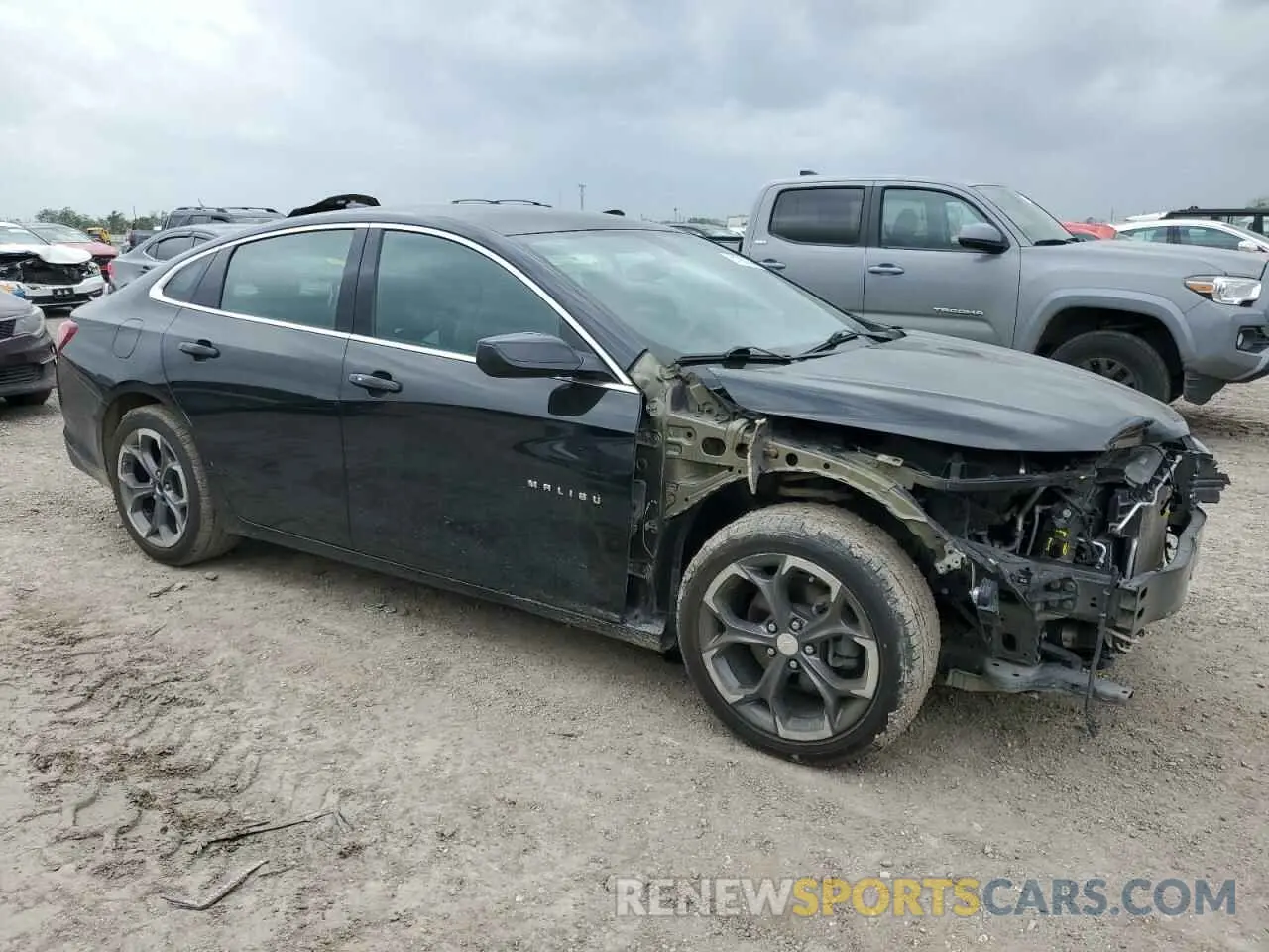4 Photograph of a damaged car 1G1ZD5ST2NF129628 CHEVROLET MALIBU 2022