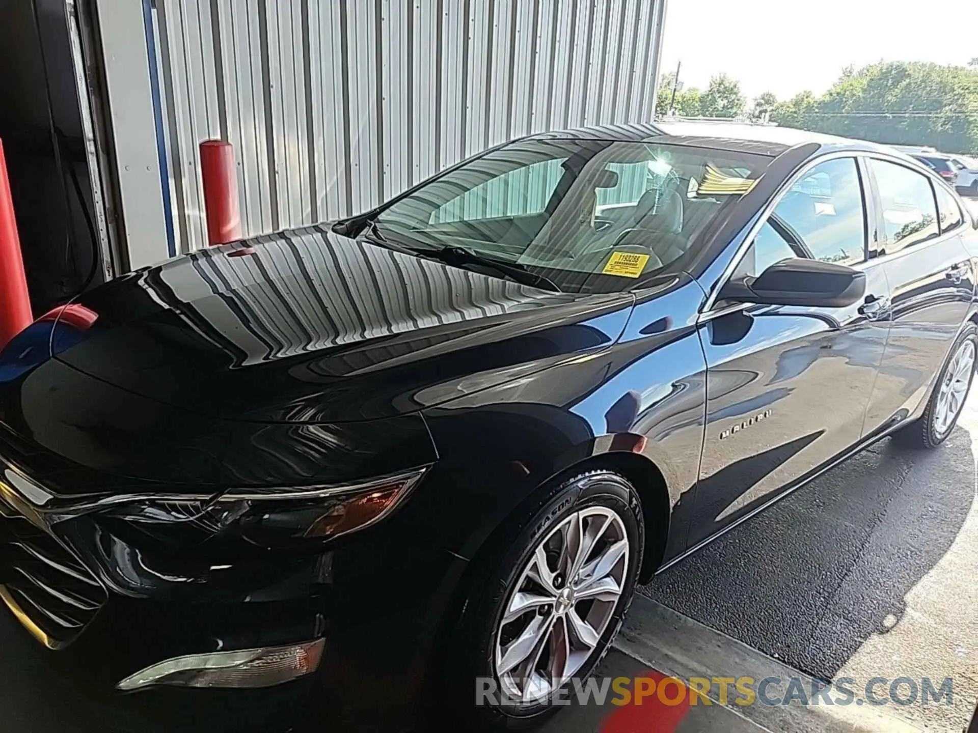8 Photograph of a damaged car 1G1ZD5ST2NF145831 CHEVROLET MALIBU 2022