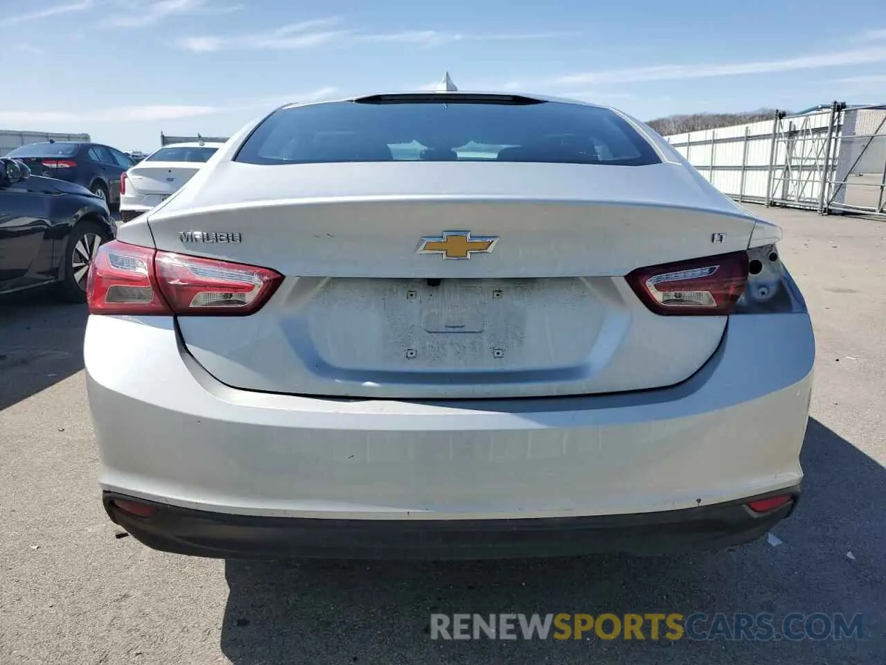 6 Photograph of a damaged car 1G1ZD5ST2NF173175 CHEVROLET MALIBU 2022