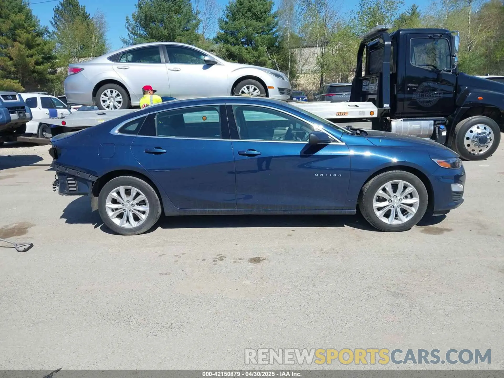 13 Photograph of a damaged car 1G1ZD5ST3NF104740 CHEVROLET MALIBU 2022