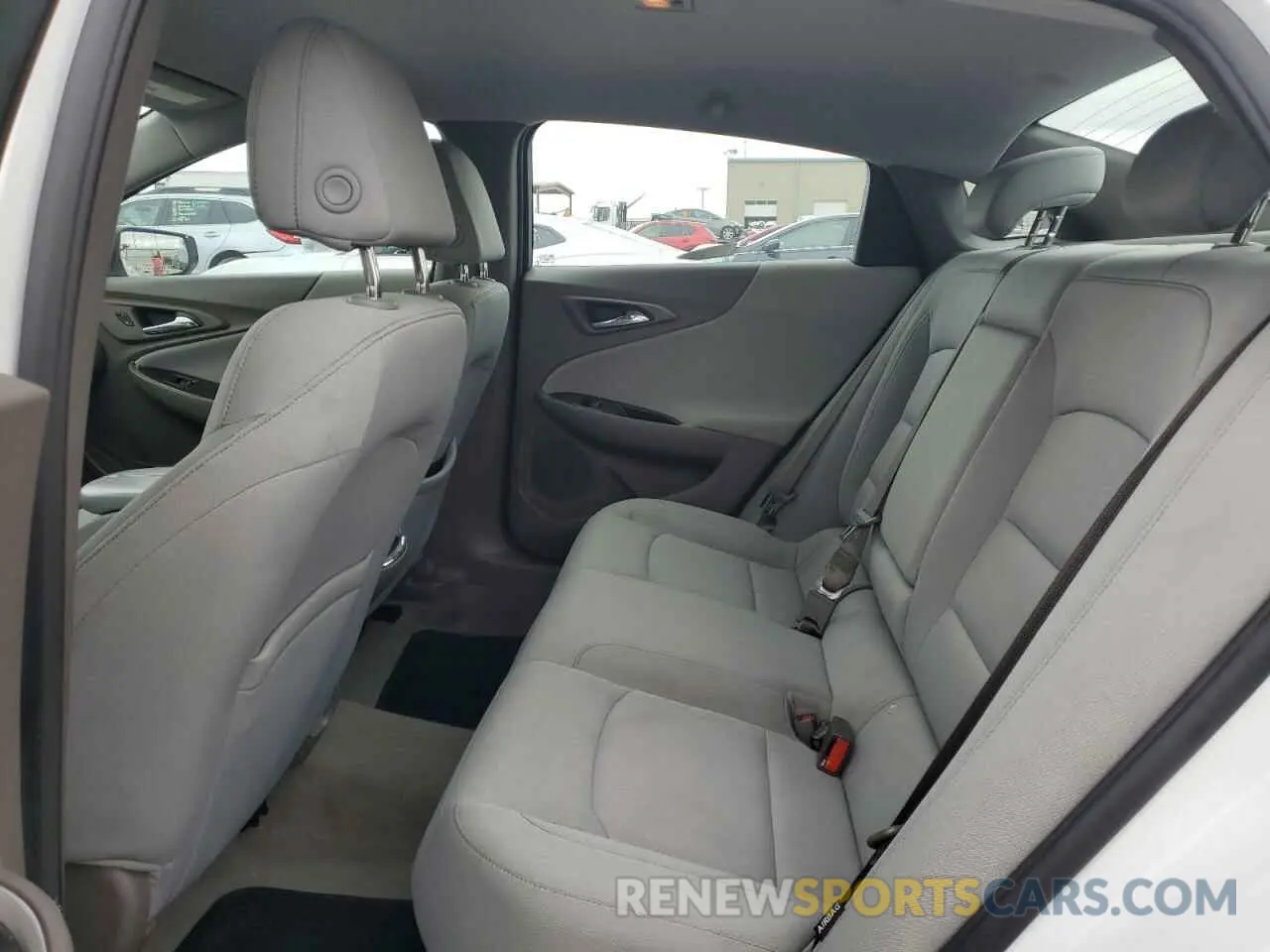 10 Photograph of a damaged car 1G1ZD5ST3NF110196 CHEVROLET MALIBU 2022