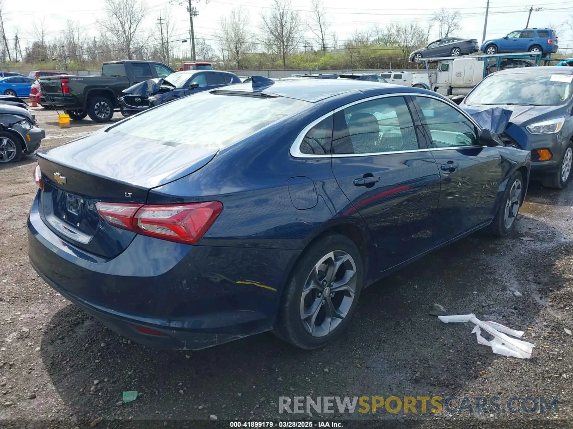 4 Photograph of a damaged car 1G1ZD5ST3NF117648 CHEVROLET MALIBU 2022