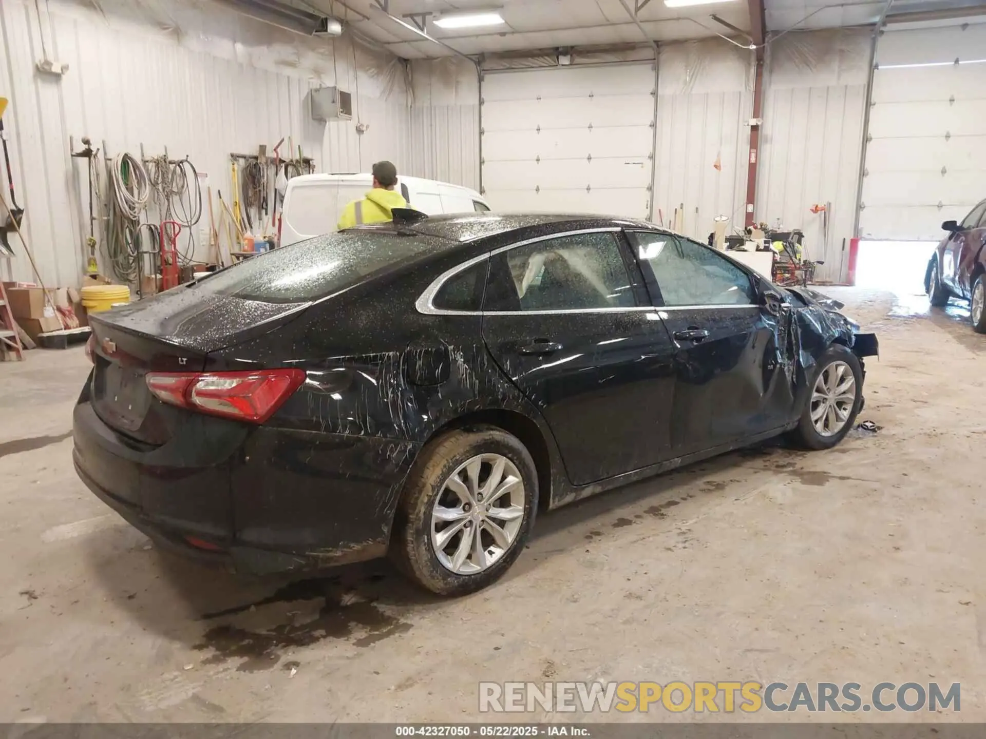 4 Photograph of a damaged car 1G1ZD5ST3NF132781 CHEVROLET MALIBU 2022