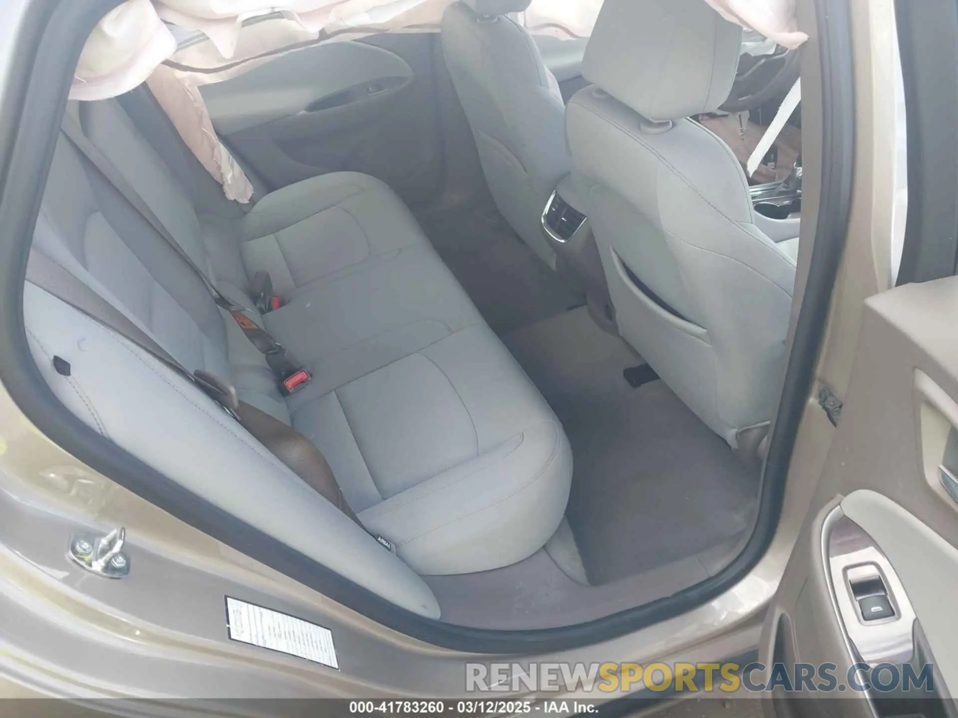 8 Photograph of a damaged car 1G1ZD5ST3NF149905 CHEVROLET MALIBU 2022