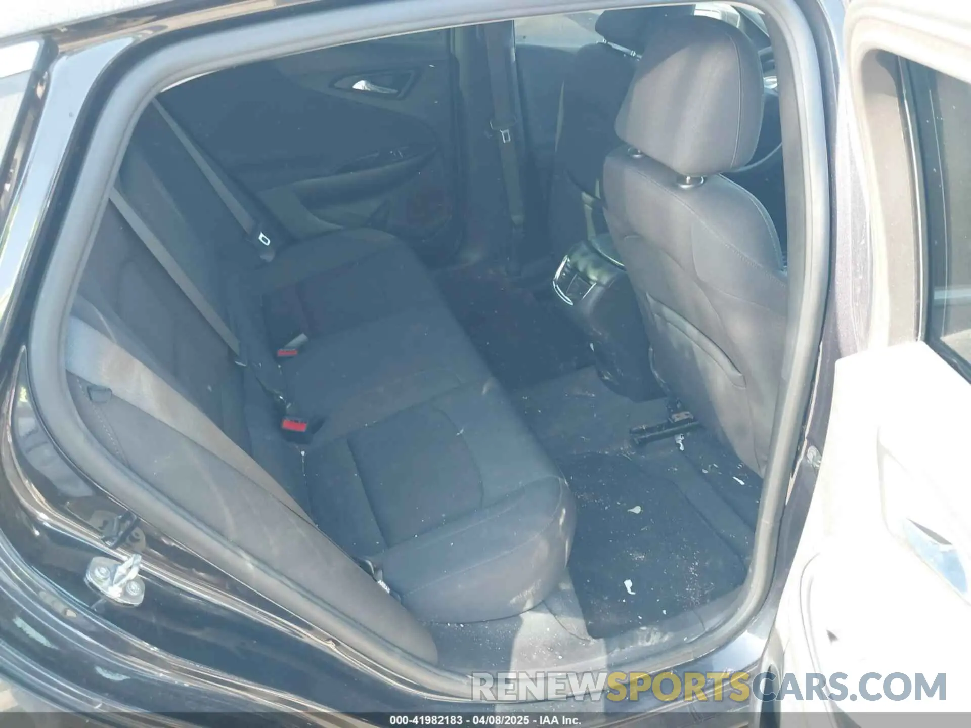 8 Photograph of a damaged car 1G1ZD5ST3NF159060 CHEVROLET MALIBU 2022