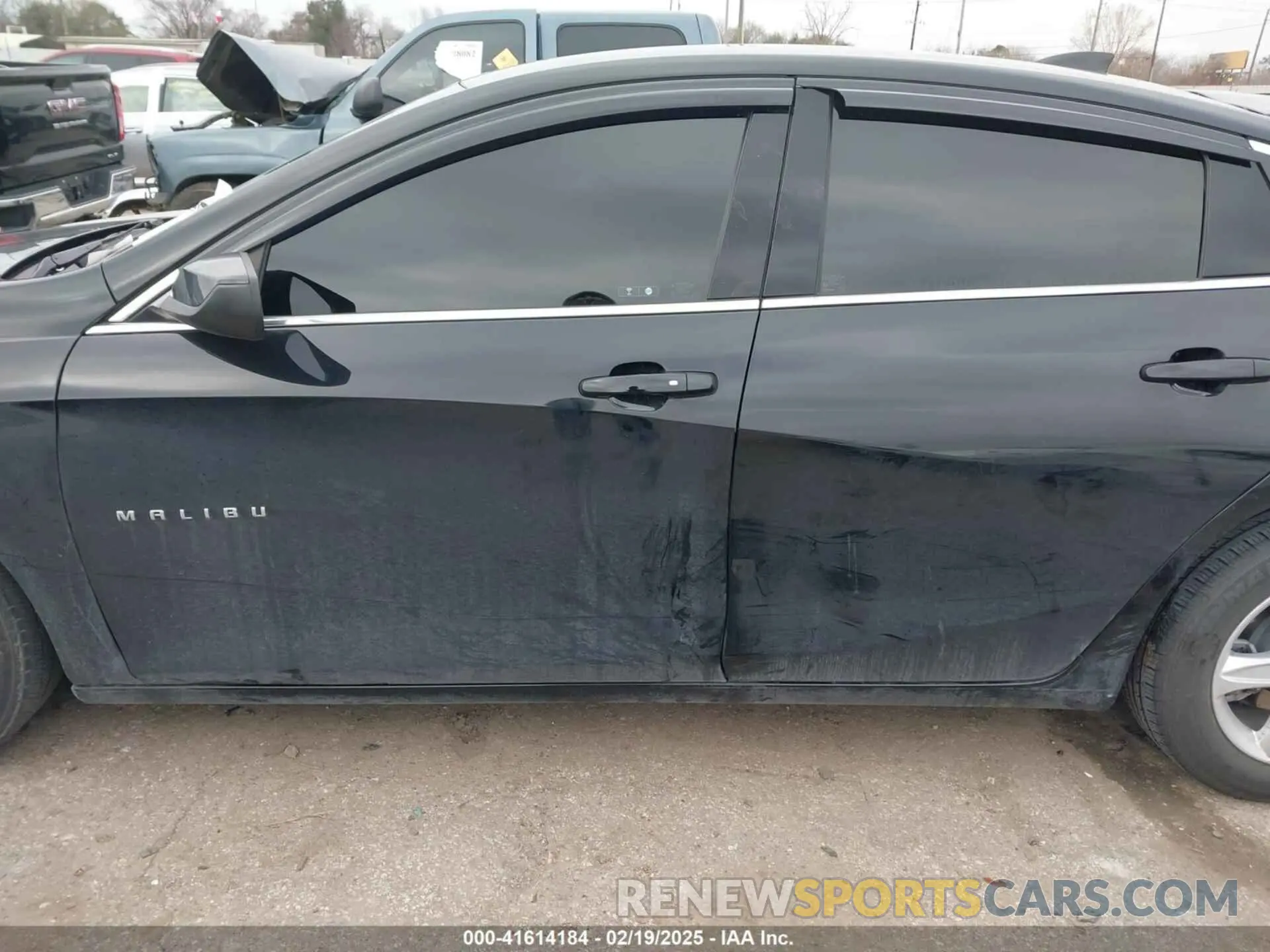 14 Photograph of a damaged car 1G1ZD5ST3NF159222 CHEVROLET MALIBU 2022