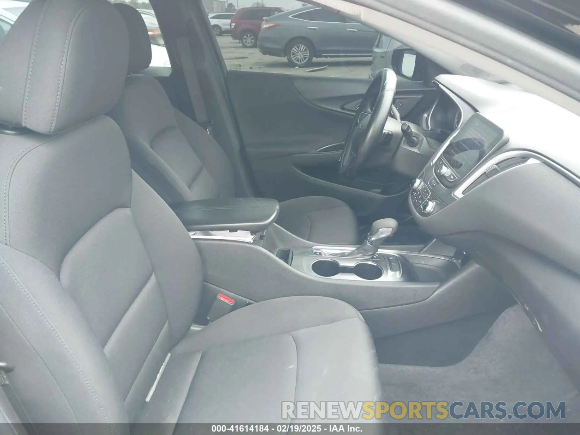 5 Photograph of a damaged car 1G1ZD5ST3NF159222 CHEVROLET MALIBU 2022