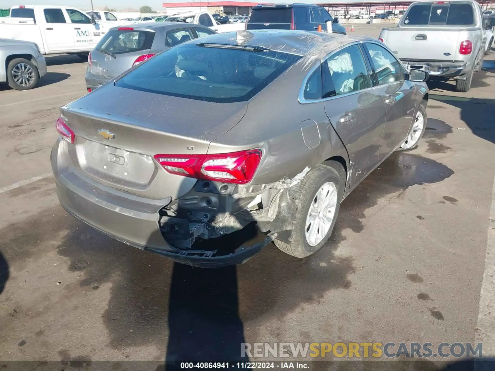 4 Photograph of a damaged car 1G1ZD5ST3NF166834 CHEVROLET MALIBU 2022