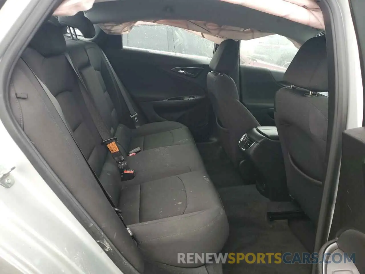 10 Photograph of a damaged car 1G1ZD5ST3NF169121 CHEVROLET MALIBU 2022