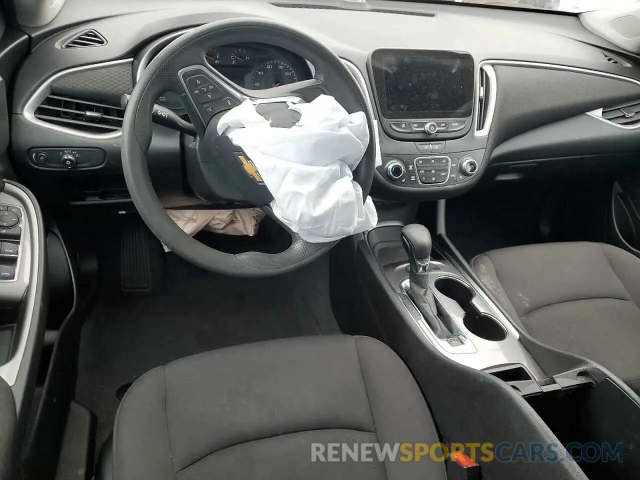 8 Photograph of a damaged car 1G1ZD5ST3NF169121 CHEVROLET MALIBU 2022