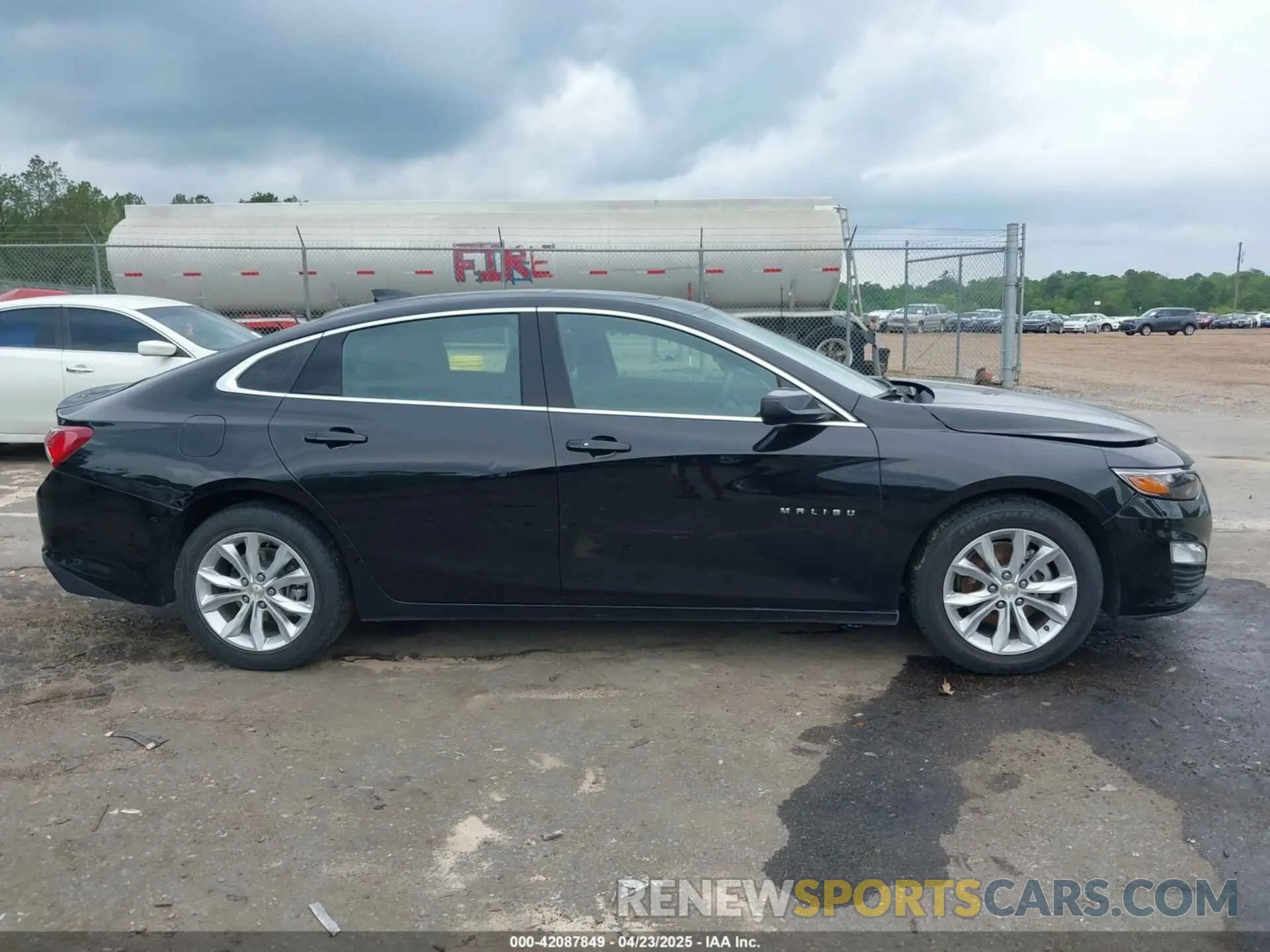 13 Photograph of a damaged car 1G1ZD5ST3NF169202 CHEVROLET MALIBU 2022