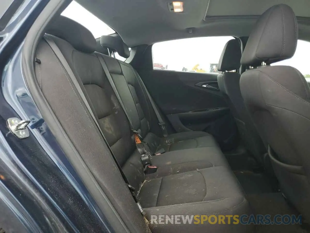 10 Photograph of a damaged car 1G1ZD5ST3NF169877 CHEVROLET MALIBU 2022