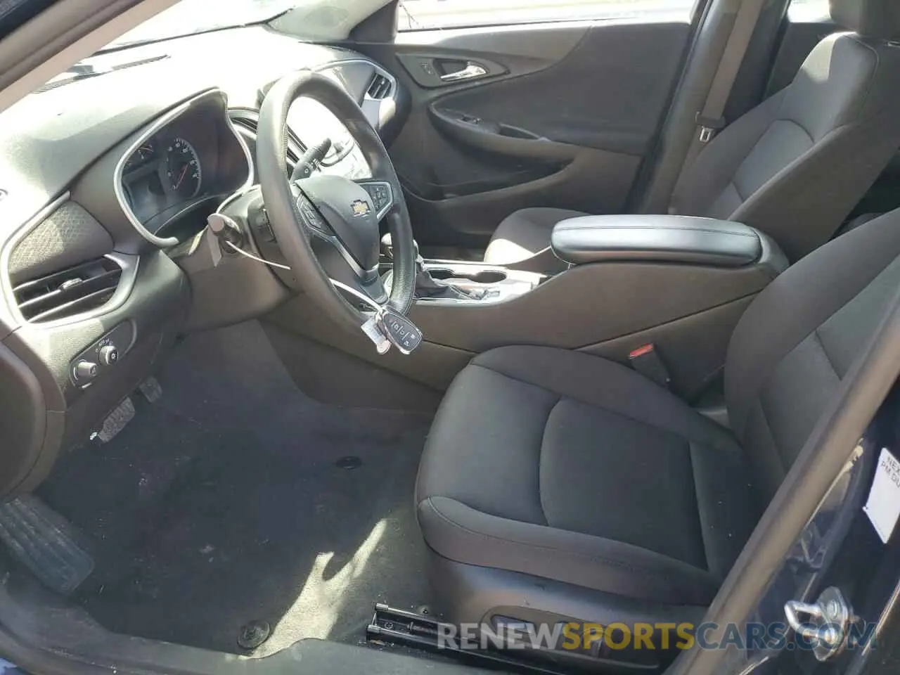 7 Photograph of a damaged car 1G1ZD5ST3NF180457 CHEVROLET MALIBU 2022
