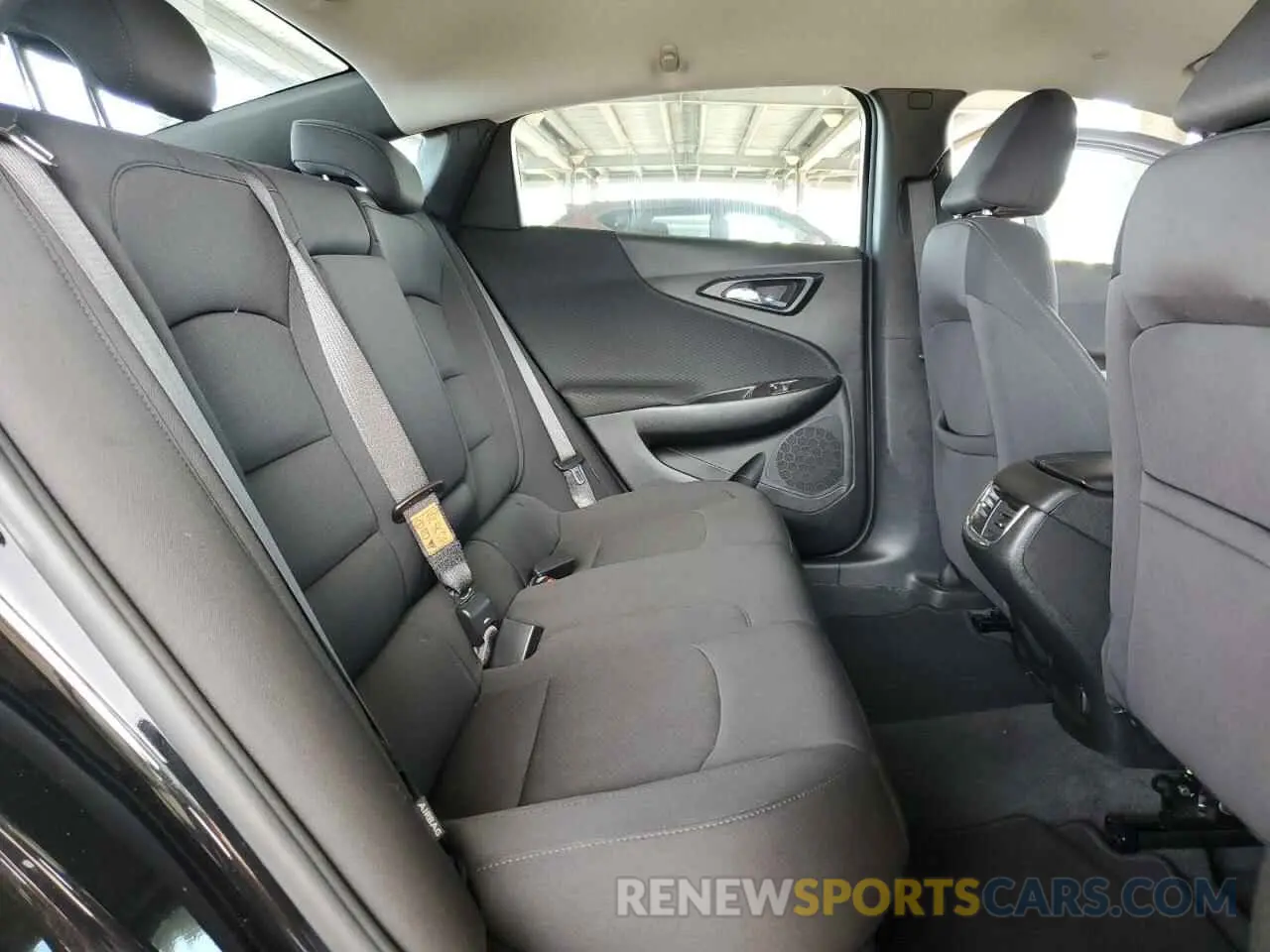 10 Photograph of a damaged car 1G1ZD5ST3NF185206 CHEVROLET MALIBU 2022