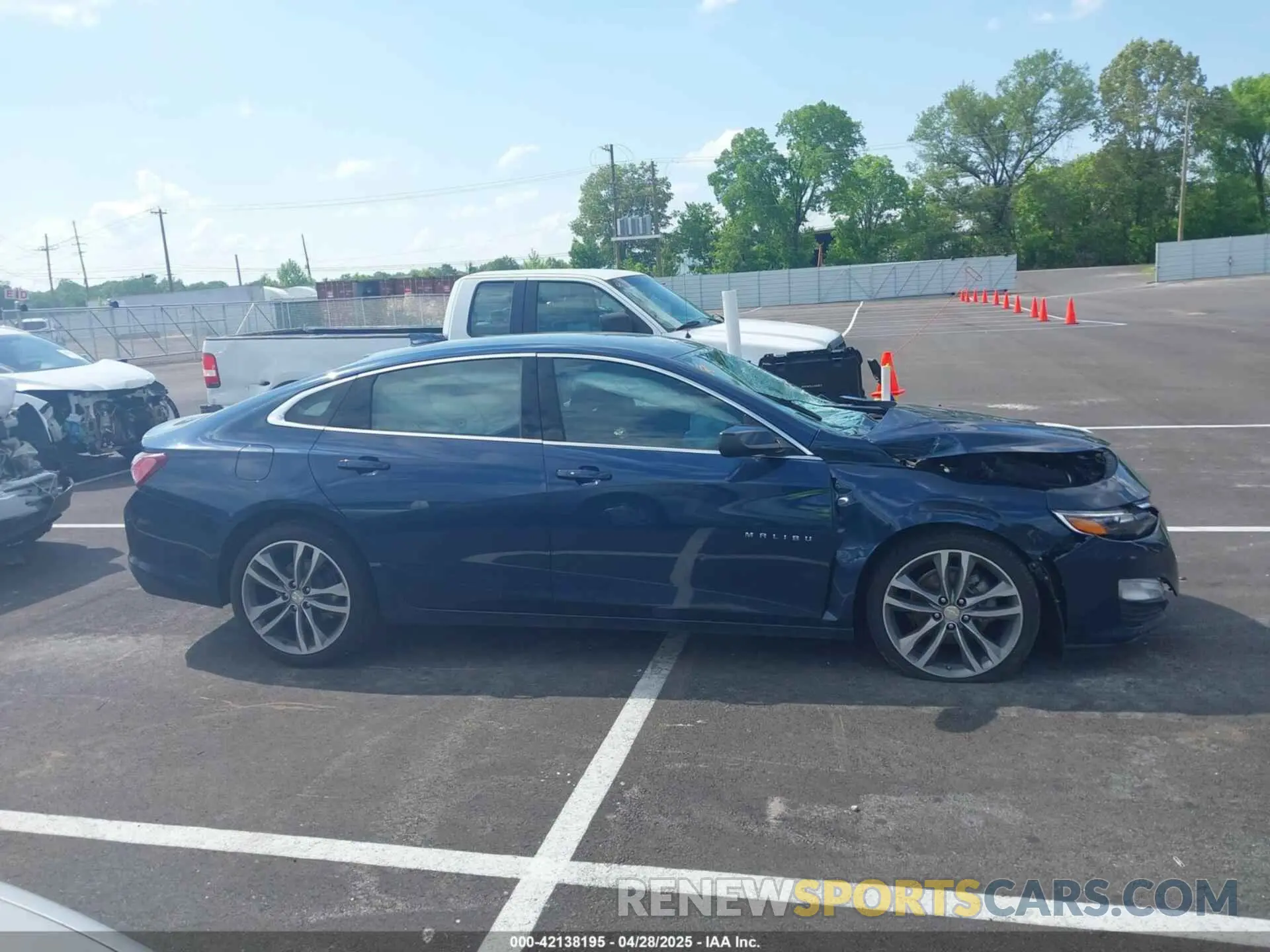 13 Photograph of a damaged car 1G1ZD5ST3NF196108 CHEVROLET MALIBU 2022