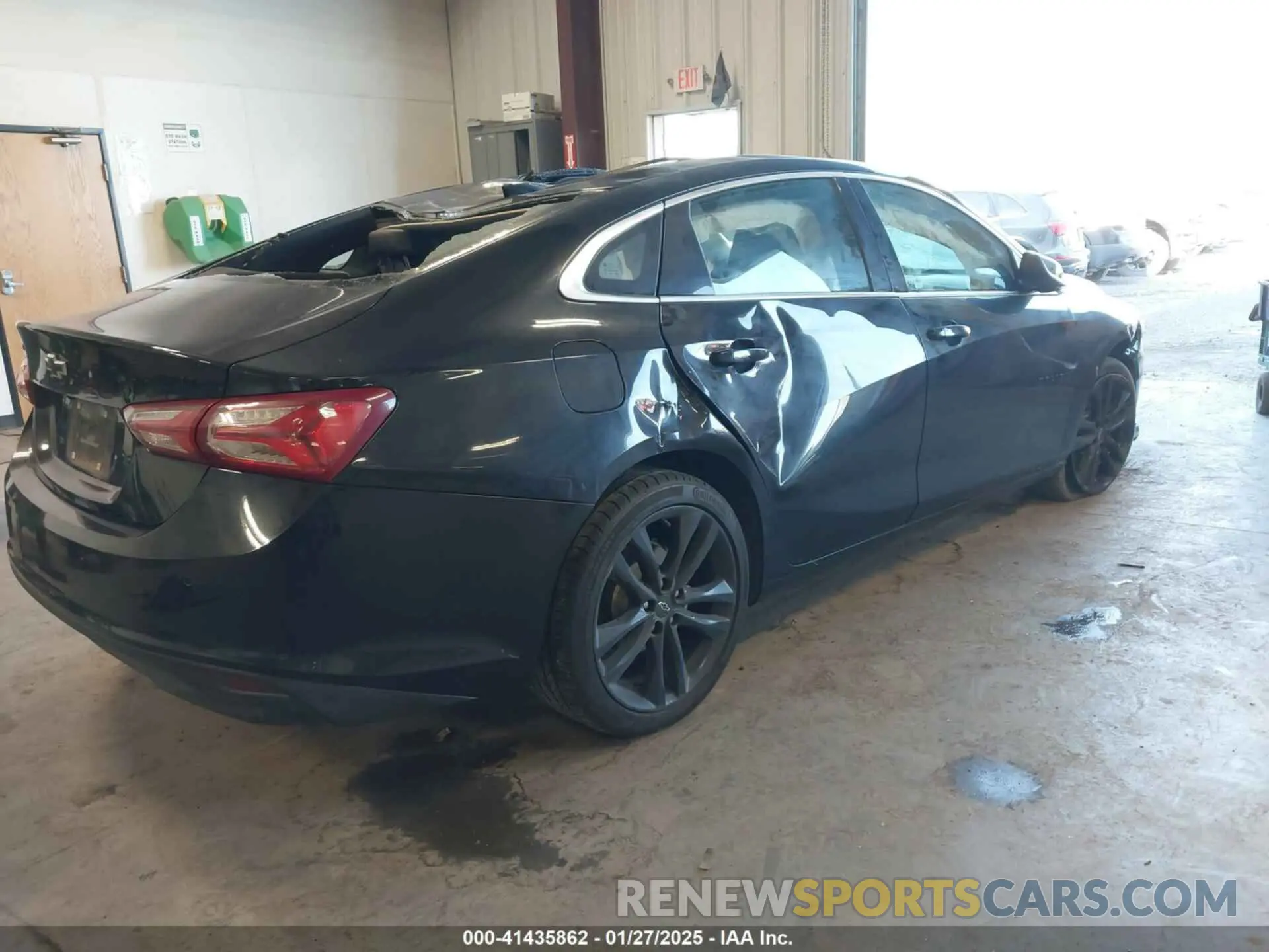 4 Photograph of a damaged car 1G1ZD5ST3NF213084 CHEVROLET MALIBU 2022