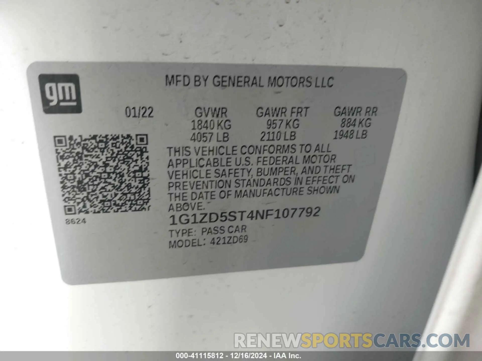 9 Photograph of a damaged car 1G1ZD5ST4NF107792 CHEVROLET MALIBU 2022